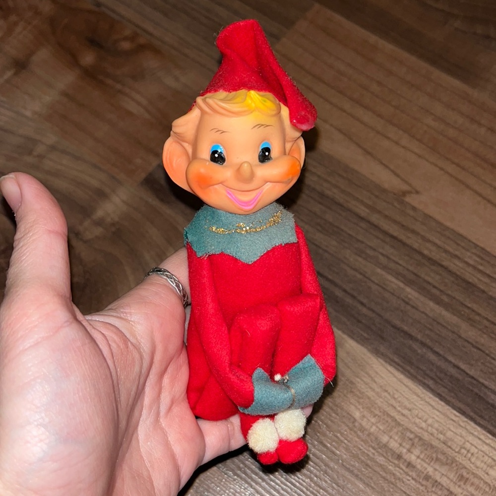 Vintage 1950s knee hugger pixie elf